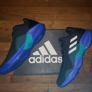 Mens basketball shoes